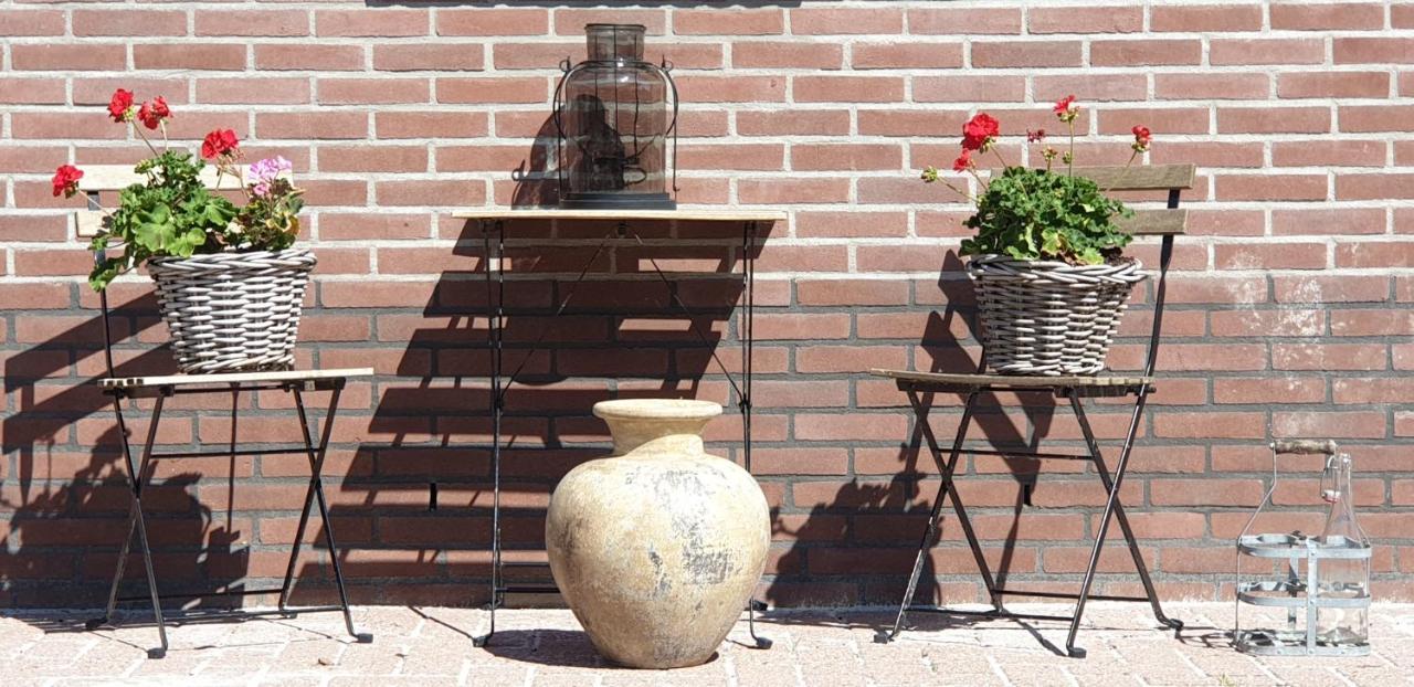 Bed & Breakfast De Bodderie Nieuwland  Exteriör bild